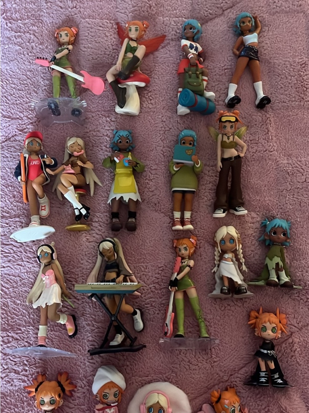Peach Riot POP MART Figures